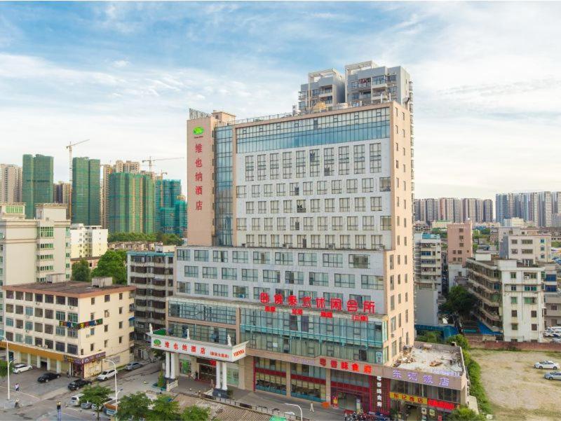 Vienna Hotel Zhanjiang Coast Avenue מראה חיצוני תמונה